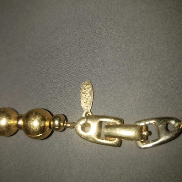 Napier Vintage Celluloid and Goldtone Beaded Necklace - Picture 4 of 4